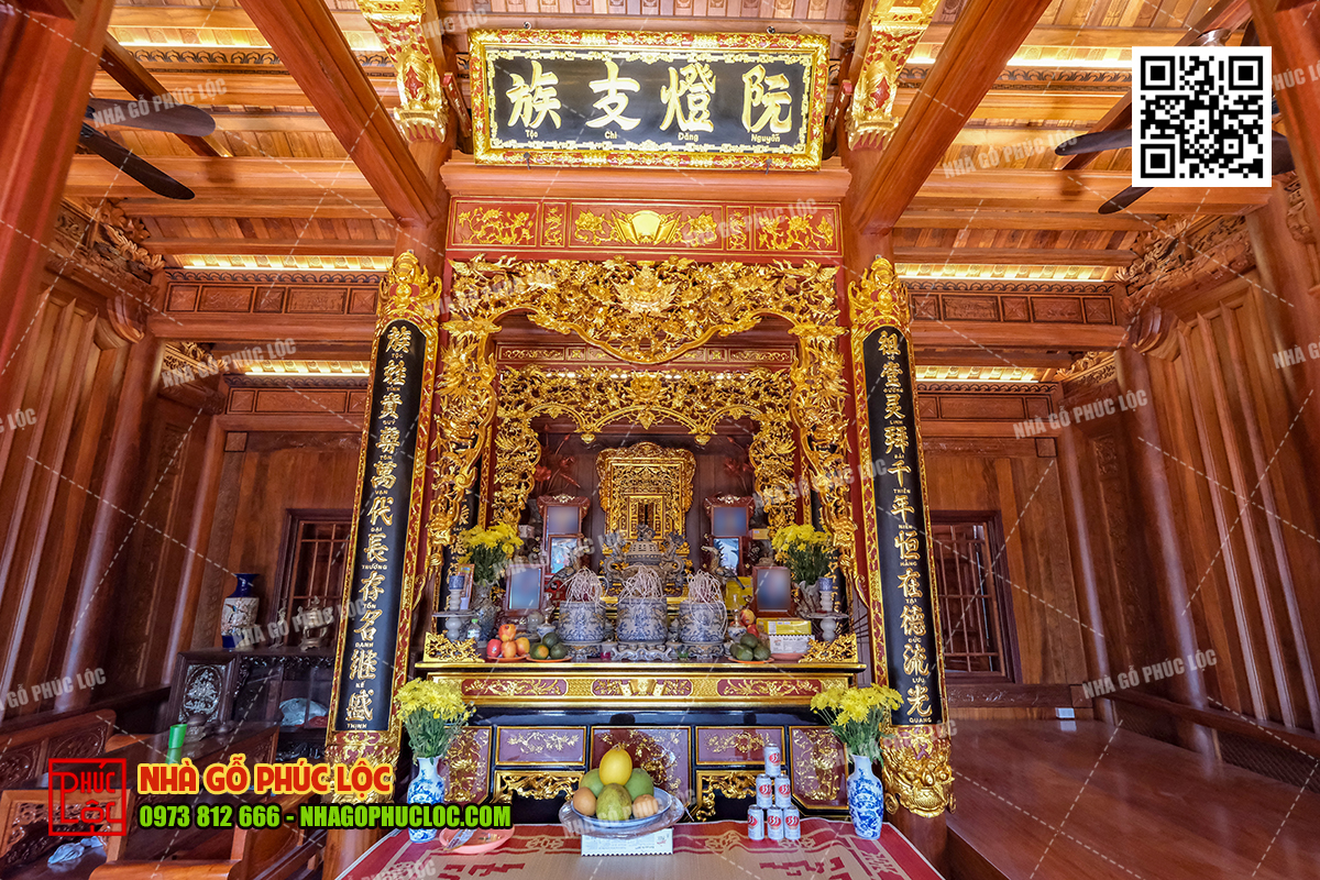 Nội thất bên trong nhà thờ họ