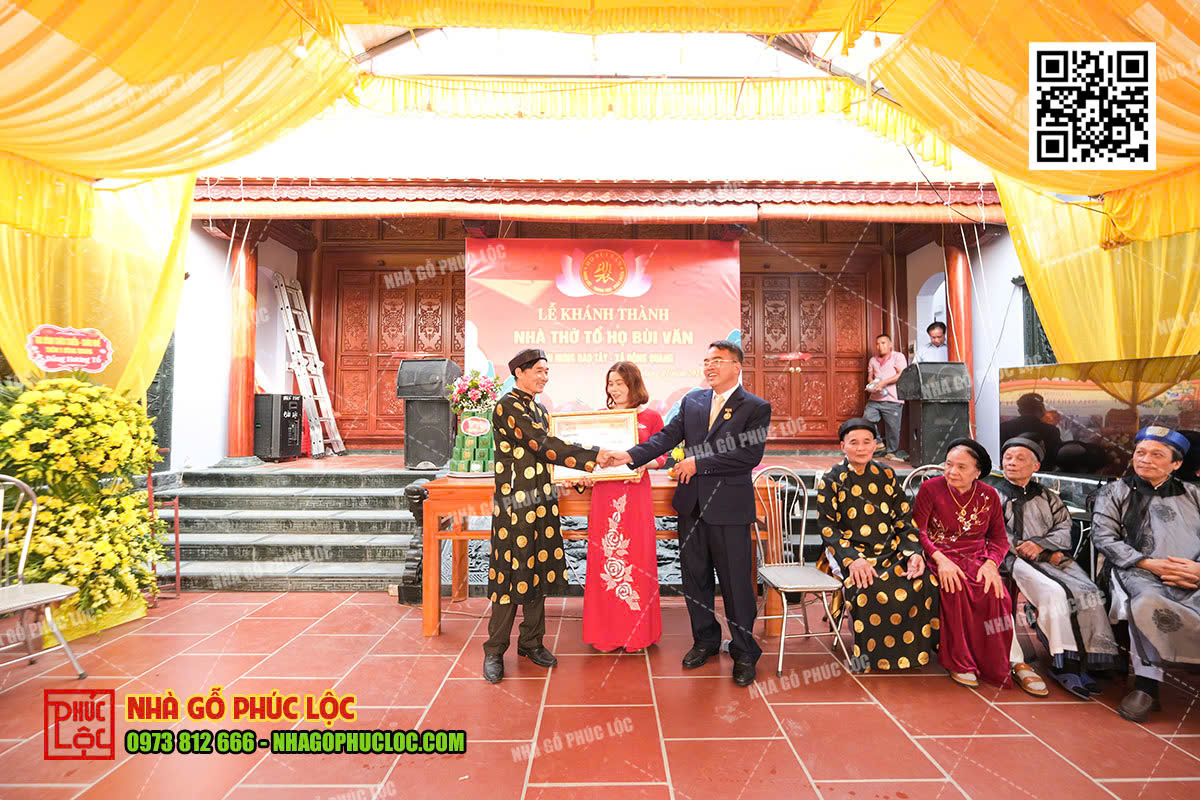 Tổ chức tiệc mừng